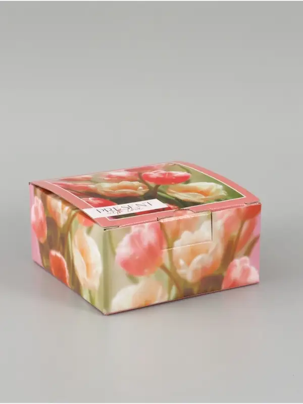 Коробка подарочная складная Present with love, 15&times;15&times;7 см