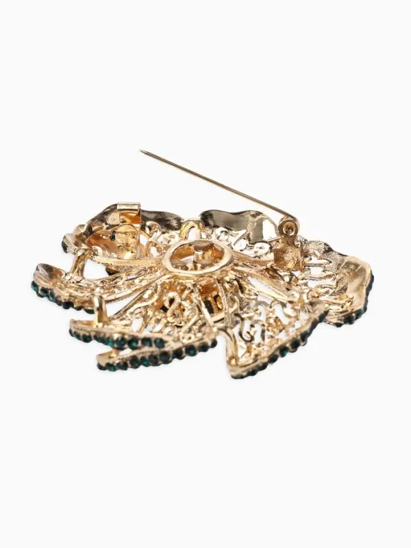 Брошь &laquo;Цветок&raquo; изумруд, стразы, цвет зелёный в золоте