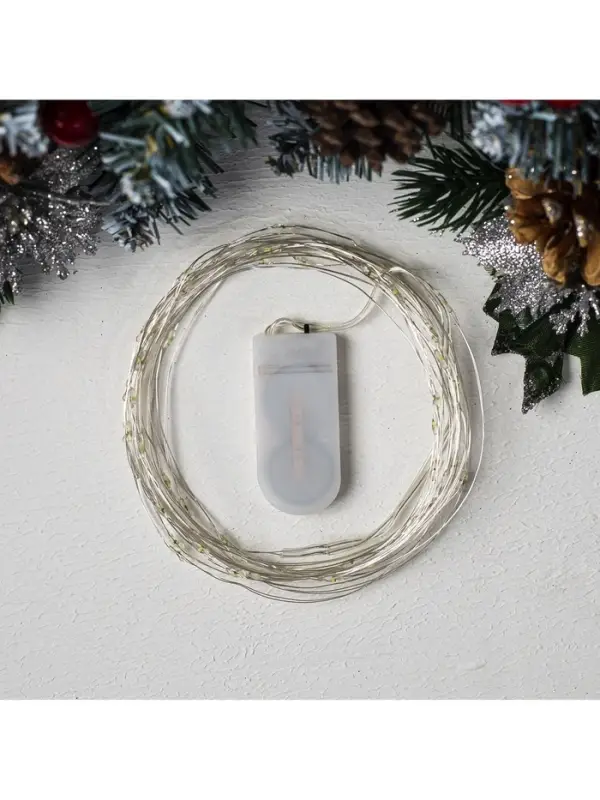 Гирлянда &laquo;Нить&raquo; 5 м роса, IP20, серебристая нить, 50 LED, батарейки CR2032&times;2 (в комплекте), свечение белое