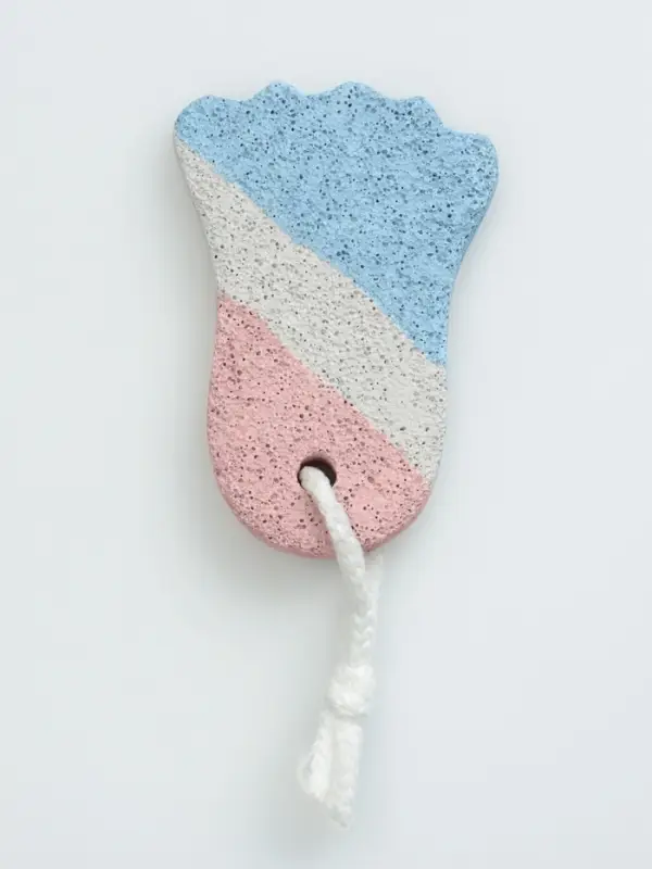 Пемза для педикюра «Ступня», с подвесом, 9×6 см, в коробке, разноцветная