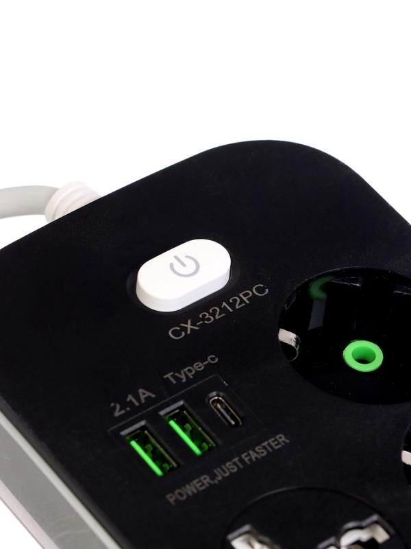 Удлинитель 3 евро + 2 унив.роз, 2м, 1300 Вт, 3х0.75 мм2, 2 USB-A+USB-C, 2.1А, c з/к, с выкл. 10534 Удлинитель 3 евро + 2 унив.роз, 2м, 1300 Вт, 3х0.75 мм2, 2 USB-A+USB-C, 2.1А, c з/к, с выкл. 10534