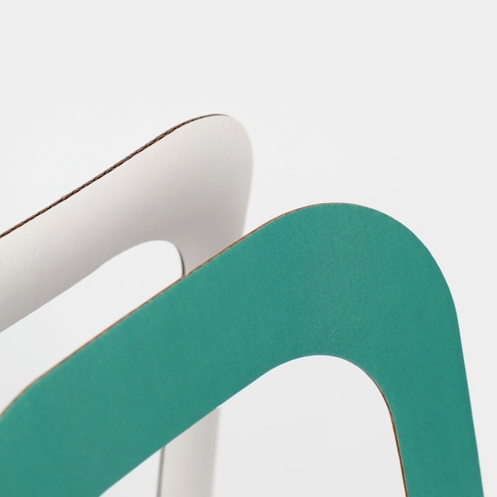 Коробка-переноска для цветов «Present», 17 × 12 × 32 см Коробка-переноска для цветов «Present», 17 × 12 × 32 см