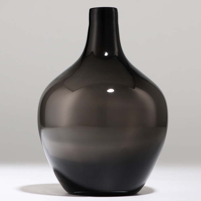 Ваза для цветов «Винтаж» из прозрачного серого стекла 20 х 14 х 14 см Ваза для цветов «Винтаж» из прозрачного серого стекла 20 х 14 х 14 см