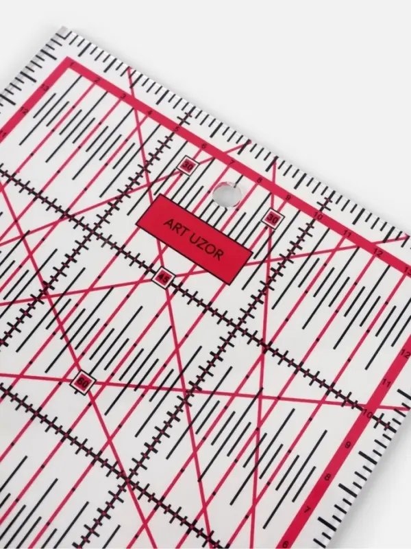 Линейка для квилтинга и пэчворка, 15&times;15 см, s=2.5 мм, розовая