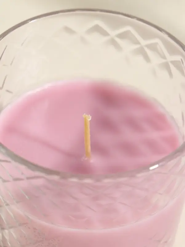 Ароматическая свеча в стакане &laquo;Японская жимолость&raquo;, 8&times;8.5 см, 30 ч