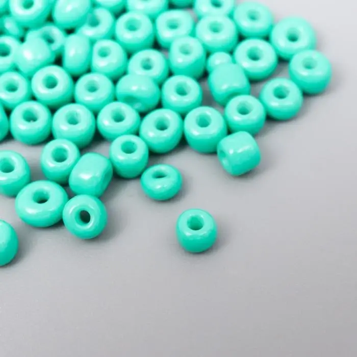 Бисер круглый 6/0 в бутылочке  Бисер круглый 6/0 в бутылочке "Изумрудный" 20 гр