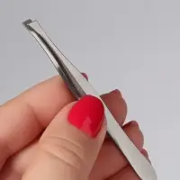 Пинцет скошенный, узкий, 8.5 см