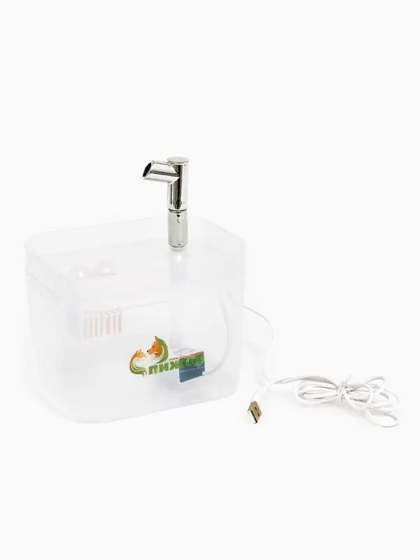 Фонтан для кошек и собак 1,5 л, 16,5 х 13 х 12 см, евророзетка, прозрачный Фонтан для кошек и собак 1,5 л, 16,5 х 13 х 12 см, евророзетка, прозрачный