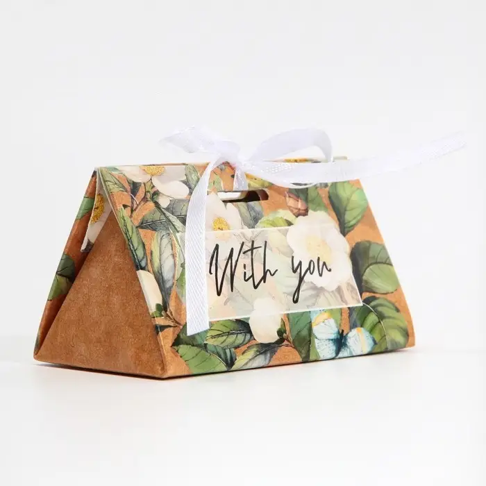 Коробка бонбоньерка, упаковка подарочная, &laquo;Жасмин&raquo;, 10 х 5,5 х 5,5 см