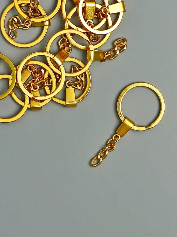 Основа для брелока кольцо металл с плоским креплением золото 3х6 см Основа для брелока кольцо металл с плоским креплением золото 3х6 см