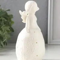 Сувенир керамика свет "Девочка в платье с растениями" белый 3хLR44 6,6х6,2х13,5 см