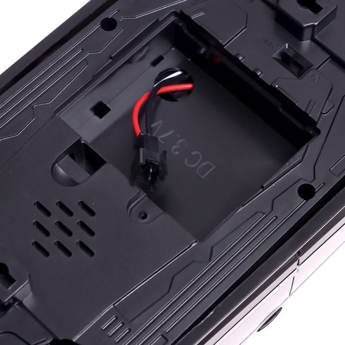 Машинка радиоуправляемая «Люкс», аккумулятор, на пульте управления, световые эффекты, цвет черный, 1:16 Машинка радиоуправляемая «Люкс», аккумулятор, на пульте управления, световые эффекты, цвет черный, 1:16