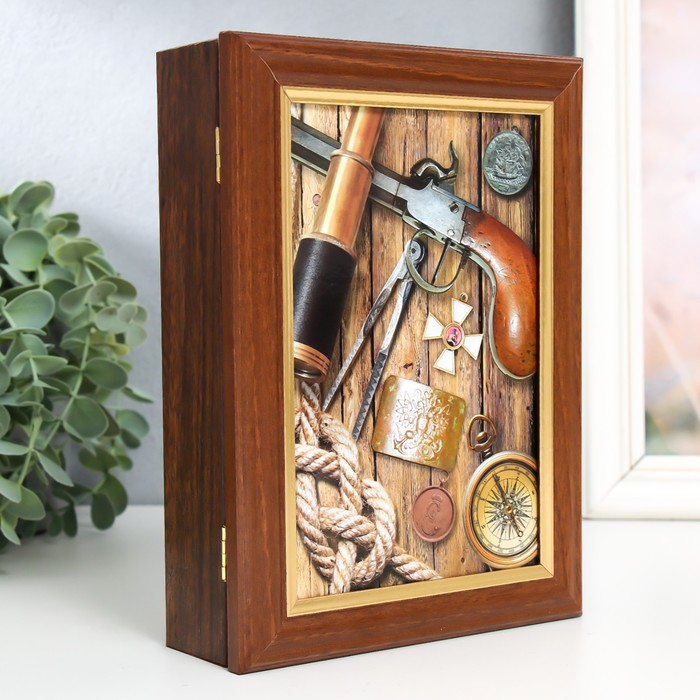 Ключница Ключница "Набор пирата" орех 15х21 см