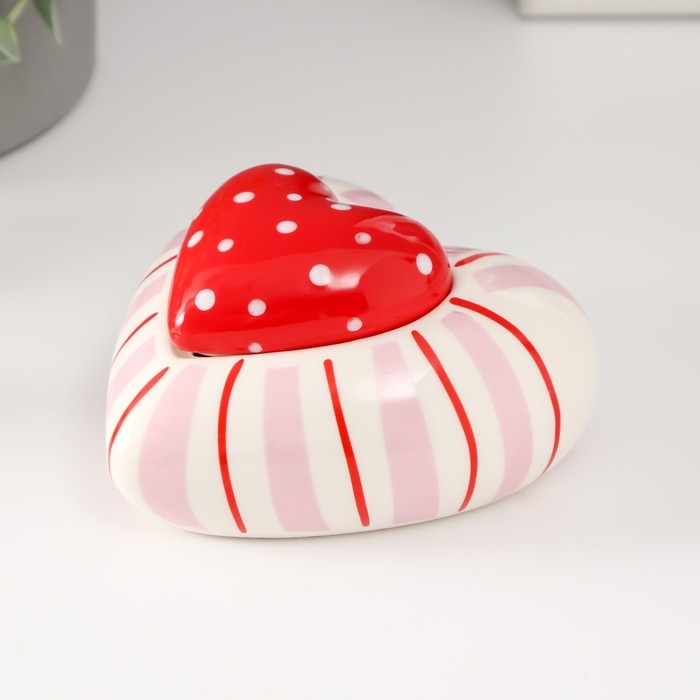 Шкатулка керамика Шкатулка керамика "Красное сердце в горошек, полосатое" 10,2х10х5 см
