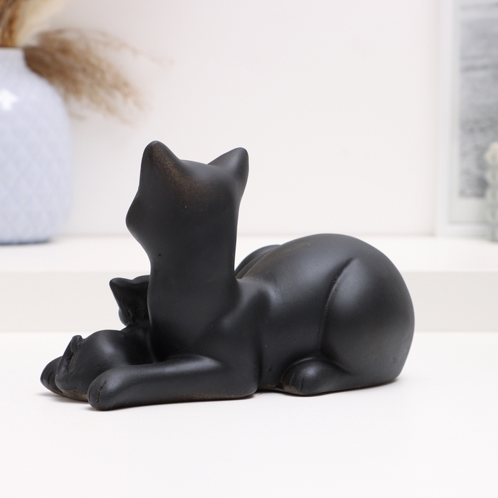 Фигура Фигура "Котики лежат" черные, 18х10х12см