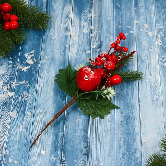 Декор  Декор "Зимние грезы" яблоко и ягоды в пайетках, 23 см