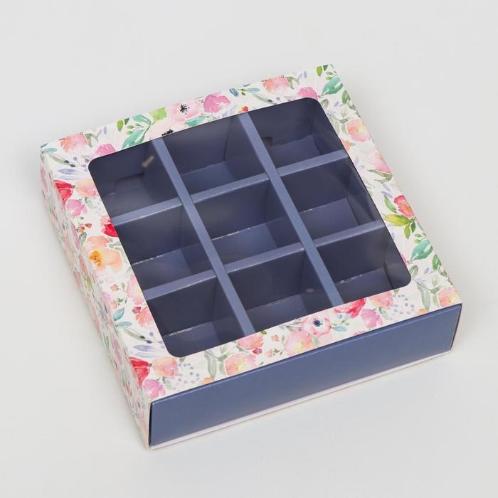 Коробка под 9 конфет с обечайкой  Коробка под 9 конфет с обечайкой "Весна" сиреневая, с окном, 13,7 х 13,7 х 3,5 см