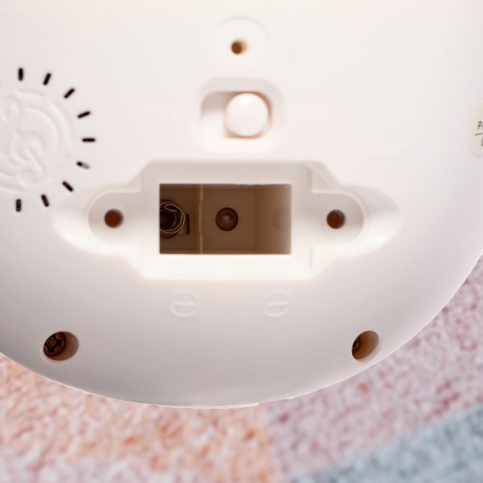 Неваляшка «Пингвинёнок», звуковые эффекты, работает от батареек Неваляшка «Пингвинёнок», звуковые эффекты, работает от батареек