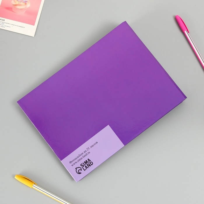 Фотоальбом 25 листов (уголки+кольца) Фотоальбом 25 листов (уголки+кольца) "Бабочка" тиснение 19х27х3 см