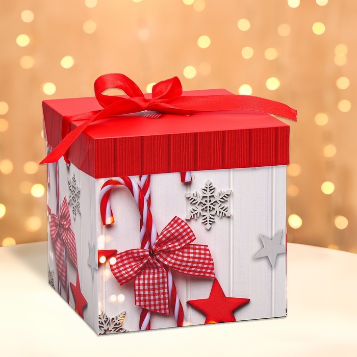 Новый год. Коробка подарочная новогодняя складная Новый год. Коробка подарочная новогодняя складная "Новый год леденцы" 15х15х15 см.