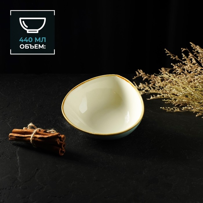 Салатник фарфоровый Magistro «Церера», 440 мл, 15,5×13,4 см, цвет голубой Салатник фарфоровый Magistro «Церера», 440 мл, 15,5×13,4 см, цвет голубой