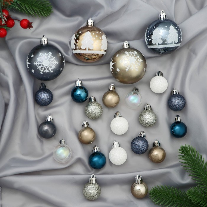 Набор шаров пластик d-3 см, d-6 см, 32 шт Набор шаров пластик d-3 см, d-6 см, 32 шт "Морозное утро" микс