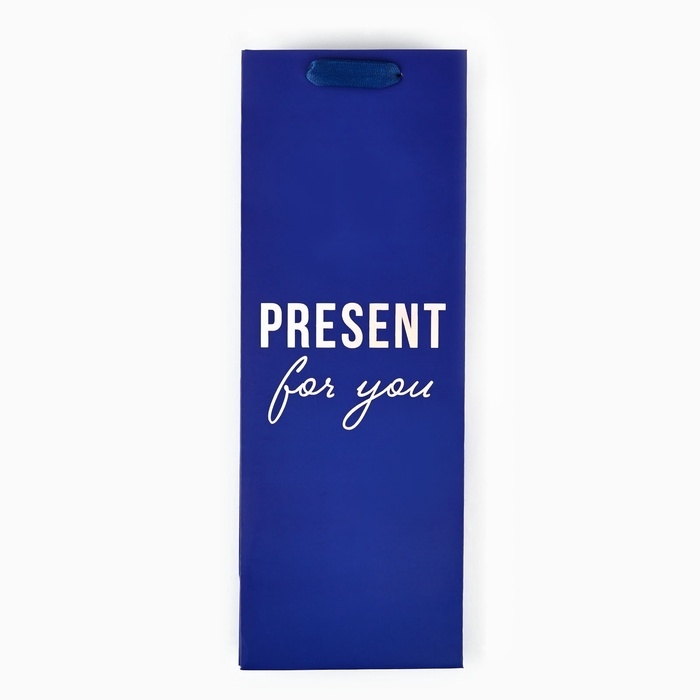 Пакет подарочный под бутылку «Подарок», голография, 13 х 10 х 36 см Пакет подарочный под бутылку «Подарок», голография, 13 х 10 х 36 см