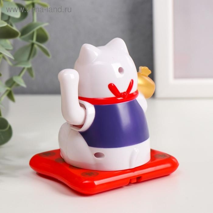 Маятник пластик от солнечной батареи Маятник пластик от солнечной батареи "Кот Манэки-нэко в жилетке" МИКС 9х7,5х7 см