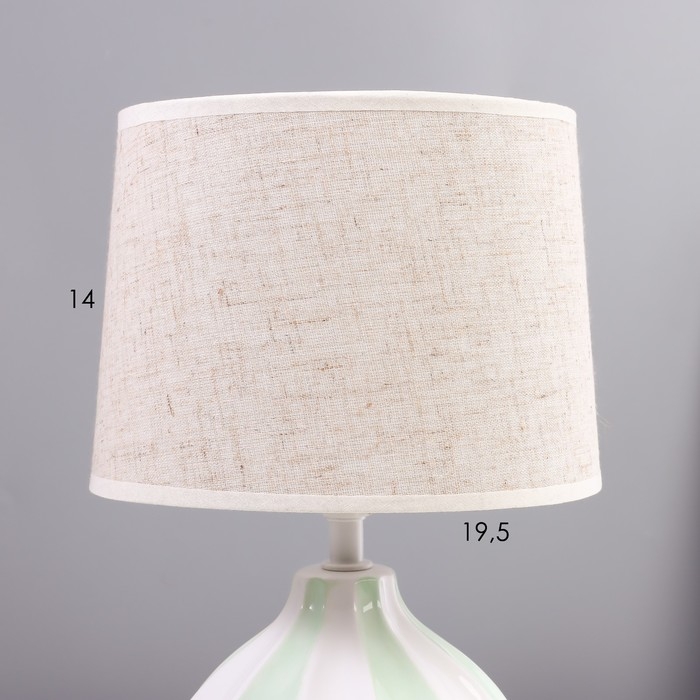 Настольная лампа  Настольная лампа "Моника" Е14 40Вт шоколадный 17х17х33 см RISALUX