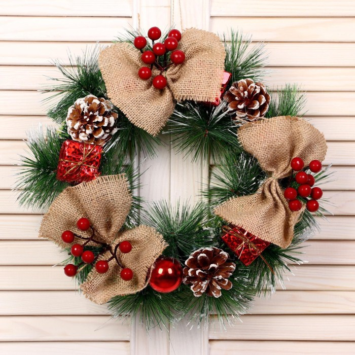 Венок новогодний d-30 см  Венок новогодний d-30 см "Кантри стиль"