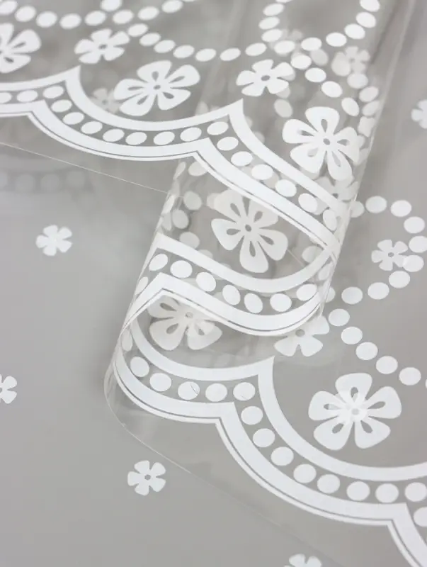 Пленка прозрачная с рисунком «Классикцветов» Белый 0.7×8.2±5%м