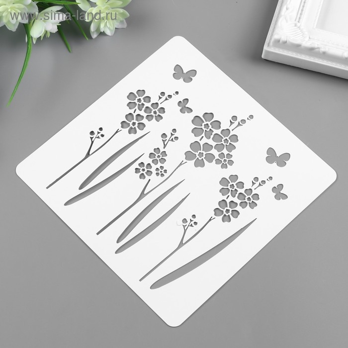 Трафарет пластик Трафарет пластик "Цветочки, бабочки" 15х15 см