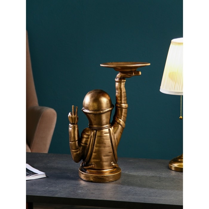 Подставка для мелочей «Космонавт», полистоун, 47 см, цвет золото Подставка для мелочей «Космонавт», полистоун, 47 см, цвет золото