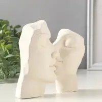 Фигурка &laquo;Ромео и Джульетта - поцелуй&raquo;, 13&times;13&times;3 см, гипс