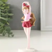 Сувенир полистоун "Девочка в розовых шортках" 5х5х15 см