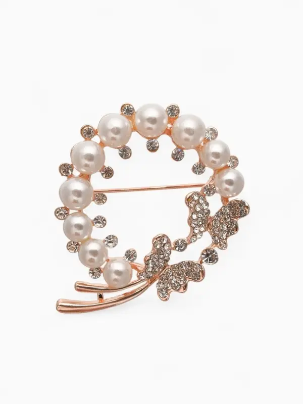 Брошь &laquo;Бабочки в жемчужном венке&raquo;, белая в розовом золоте
