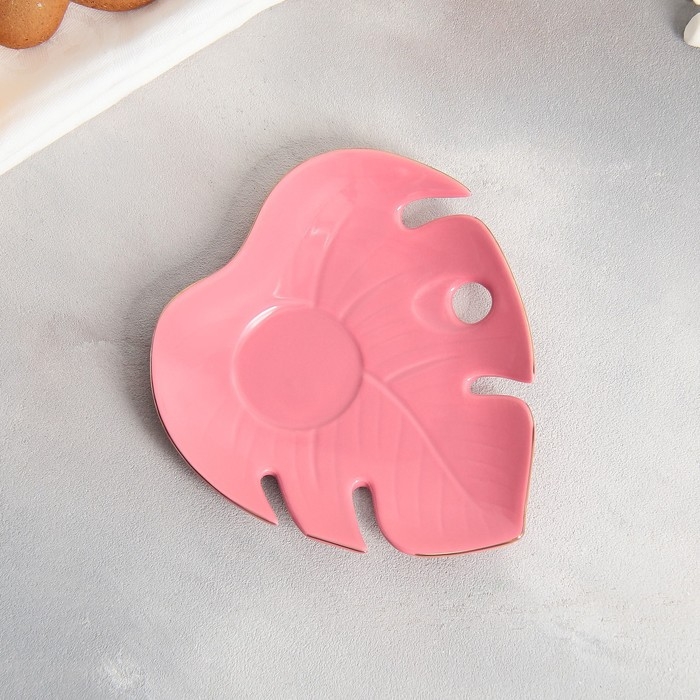 Чайная пара керамическая «Уникальна», кружка 100 мл, блюдце 15х14 см, цвет розовый Чайная пара керамическая «Уникальна», кружка 100 мл, блюдце 15х14 см, цвет розовый