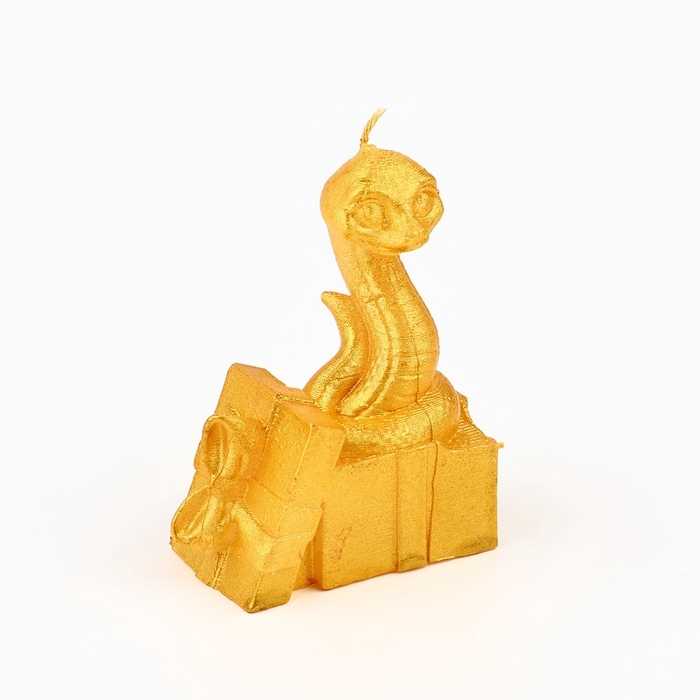 Свеча новогодняя «Змейка с подарком», на Новый год, золотая 77 х 61 х 35