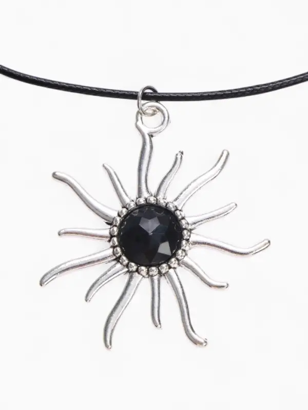 Кулон на шнурке &laquo;Солнце&raquo;, чёрный в чернёном серебре на чёрном шнурке, 45 см