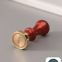 Печать для сургуча с пластиковой ручкой &laquo;Классика цифра 1&raquo;, 2.5&times;2.5&times;6.3 см