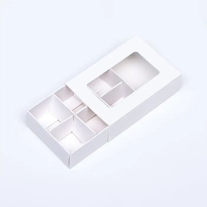 Коробка для конфет 6 штук, 8.7×5.8×2.5 см, Тонкие разделители, белый Коробка для конфет 6 штук, 8.7×5.8×2.5 см, Тонкие разделители, белый