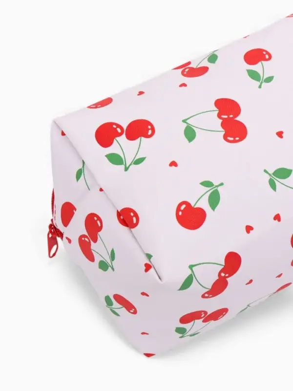 Косметичка дор Вишня 19*10*11, отд на молнии, белый