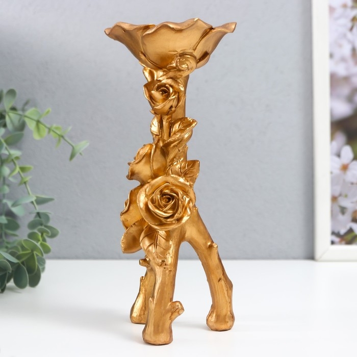 Подсвечник полистоун на 1 свечу Подсвечник полистоун на 1 свечу "Розы. Тринога" золото 20,8х7,5х7,5 см