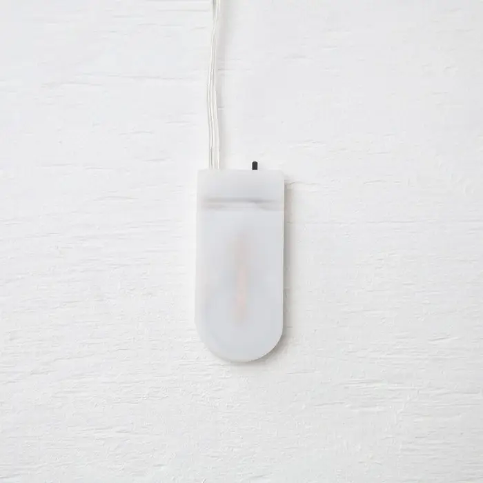 Гирлянда «Мишура» 1 м роса, IP20, зелёно-белая нить, 22 LED, 6 слоёв, d=5 см, свечение мульти, CR2032х2