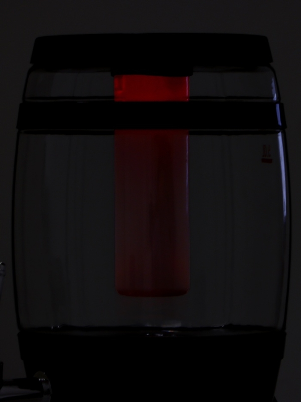 Пивной бочонок «Банный», 3 л, ёмкость для льда, подсветка, пластик, чёрный Пивной бочонок «Банный», 3 л, ёмкость для льда, подсветка, пластик, чёрный