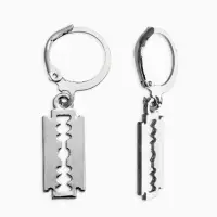 Серьги металл &laquo;Лезвие&raquo;, цвет серебро