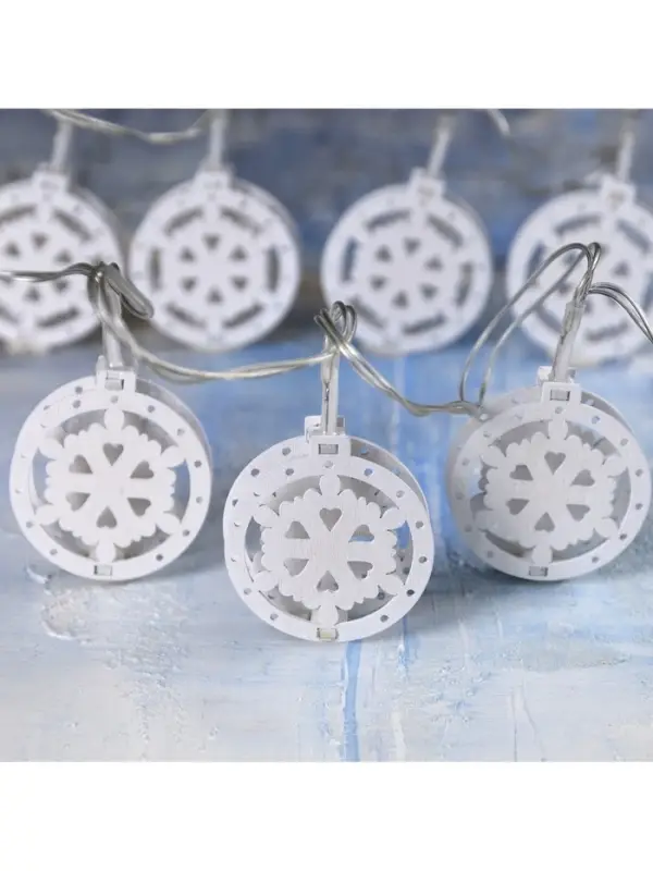 Гирлянда &laquo;Нить&raquo; 2 м с насадками &laquo;Снежинка&raquo;, IP20, прозрачная нить, 10 LED, батарейки AAх2 (нет в комплекте), свечение тёплое белое