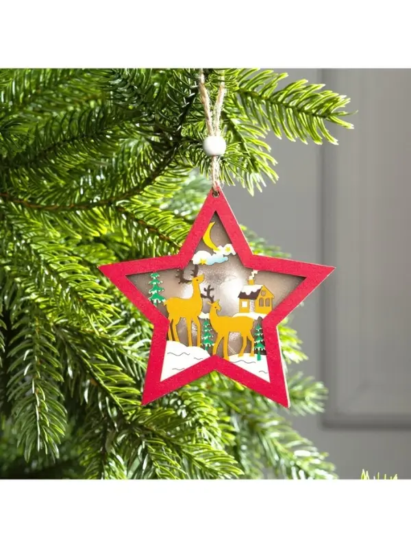 Ёлочная игрушка &laquo;Красная звезда с оленями&raquo;, 10&times;10&times;1 см, 3 LED, от батареек, свечение тёплое белое