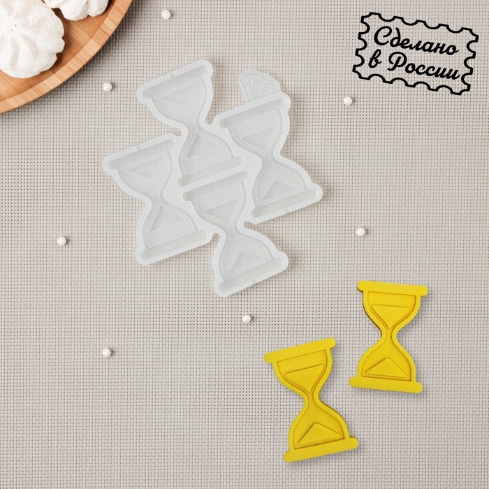 Силиконовый молд для леденцов и шоколада «Песочные часы», цвет прозрачный Силиконовый молд для леденцов и шоколада «Песочные часы», цвет прозрачный