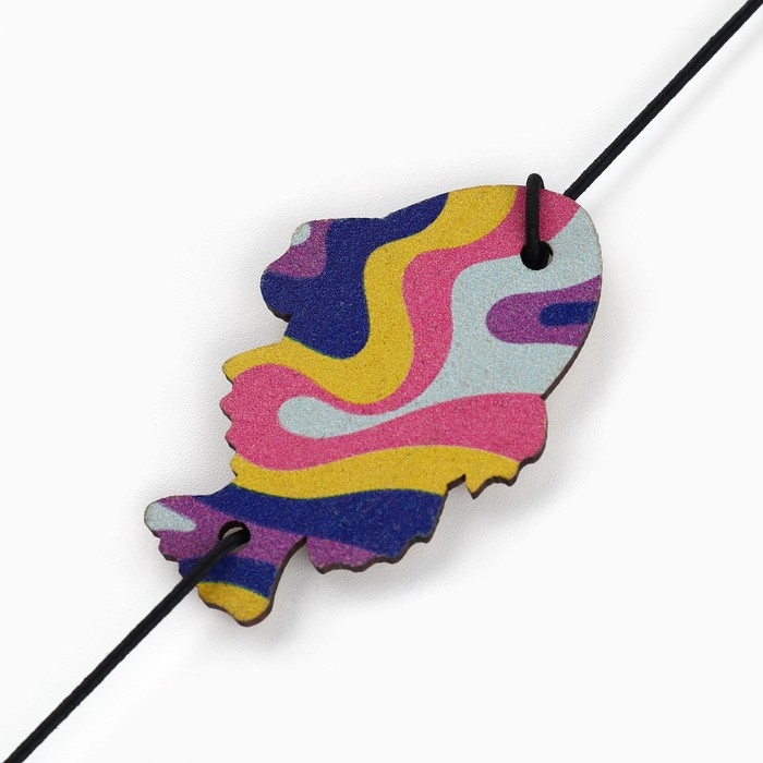 Дразнилка с деревянной подвеской «Яркая рыбка», 5 см Дразнилка с деревянной подвеской «Яркая рыбка», 5 см